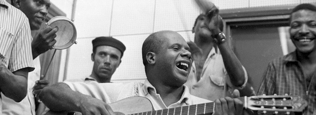 História do Samba. Candeia