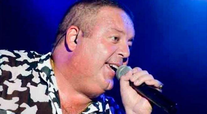 Marcelo Guimarães no show “Natural da Batucada”