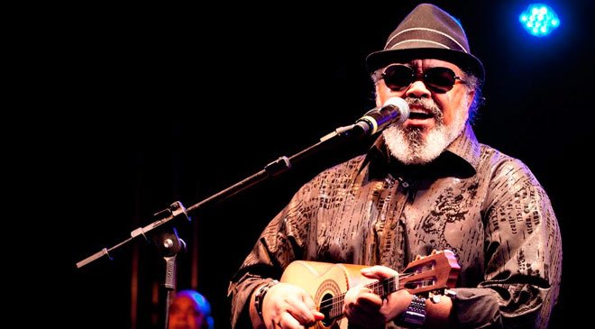 Jorge Aragão com Quintal do Pagodinho